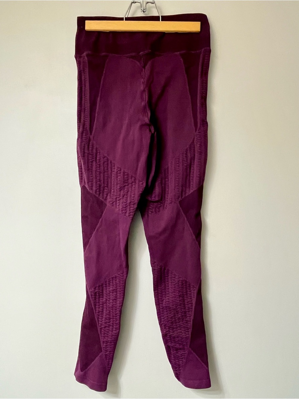 High-Rise Sculpting Leggings in Deep Plum NUX